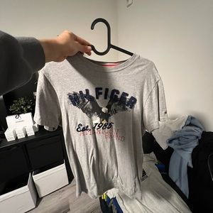 Tommy tshirt
